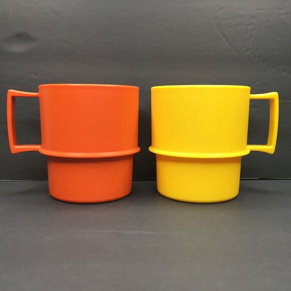 Vintage Set 4 1970s Tupperware Stacking Camp Mugs Cups 1312 Orange Yellow Green - Picture 5 of 15